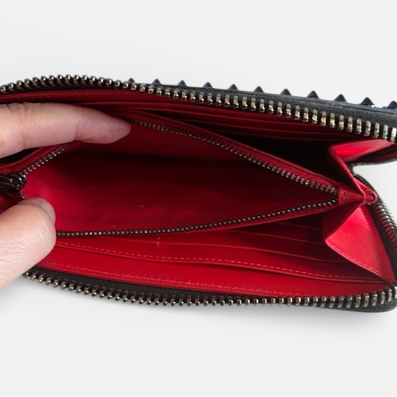 Christian Louboutin Panettone-Style Spiked Zip-Around Wallet – Black